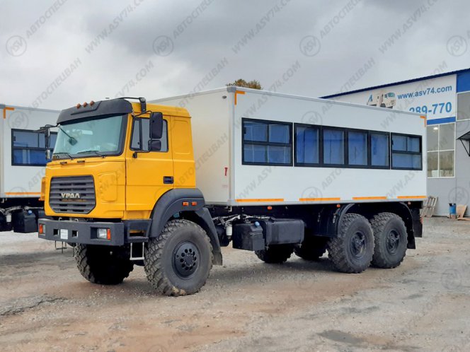 Вахтовый автобус Урал 4320-4972-80Е5, 28 мест 1