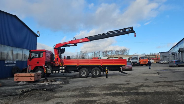 Бортовой автомобиль Shacman X3000 с КМУ Sunhunk 238-4 1