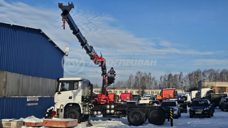 Седельный тягач Shacman X3000 с КМУ Sunhunk 238-4 3