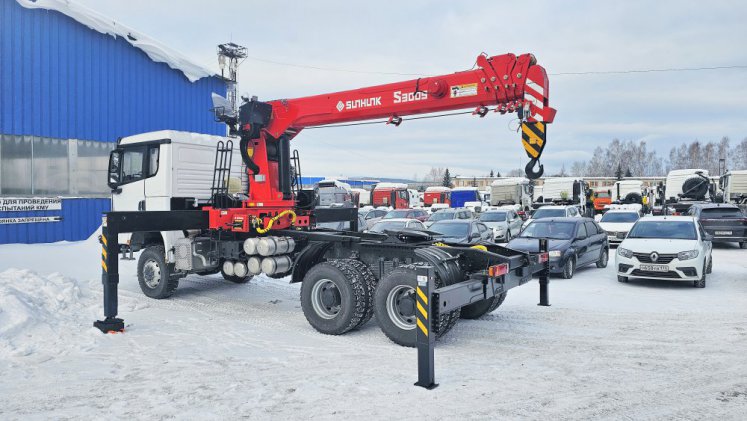 Седельный тягач Shacman X3000 с КМУ Sunhunk S-3005 2
