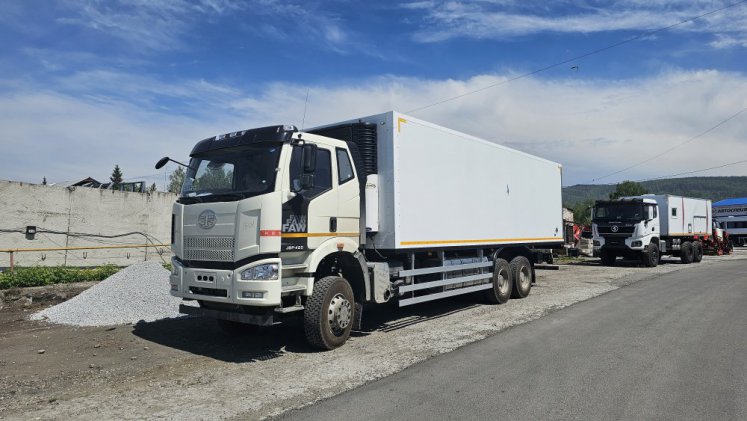Изотермический фургон FAW 0