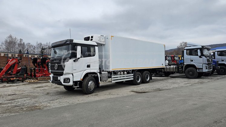 Фургон рефрижератор ХОУ на шасси Shacman X3000 6x4 2