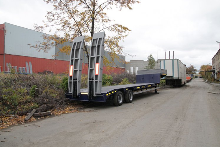 Низкорамный полуприцеп-тяжеловоз ЧМЗАП 938530 по спецификации 037 УК2 0