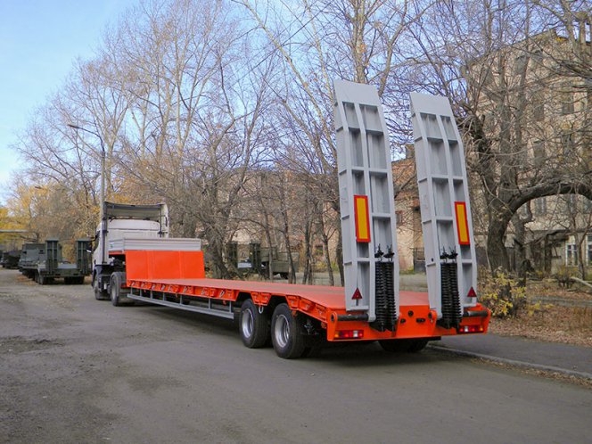 Низкорамный полуприцеп-тяжеловоз ЧМЗАП 938530 по спецификации 037 УУБ2 0