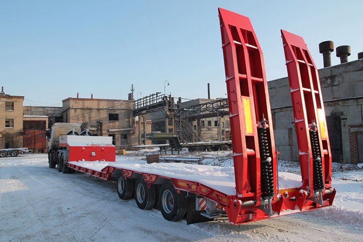 Низкорамный полуприцеп-тяжеловоз ЧМЗАП 9906.4 по спецификации 042 HP ПП4 1