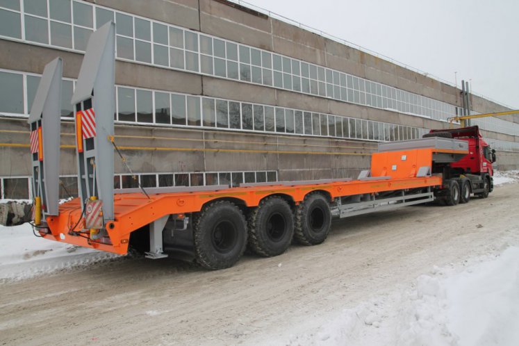 Полуприцеп-тяжеловоз ЧМЗАП 9990 по спецификации 070 М 0