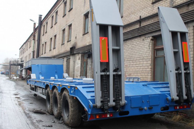 Полуприцеп-тяжеловоз ЧМЗАП 9990 по спецификации 072 М 4