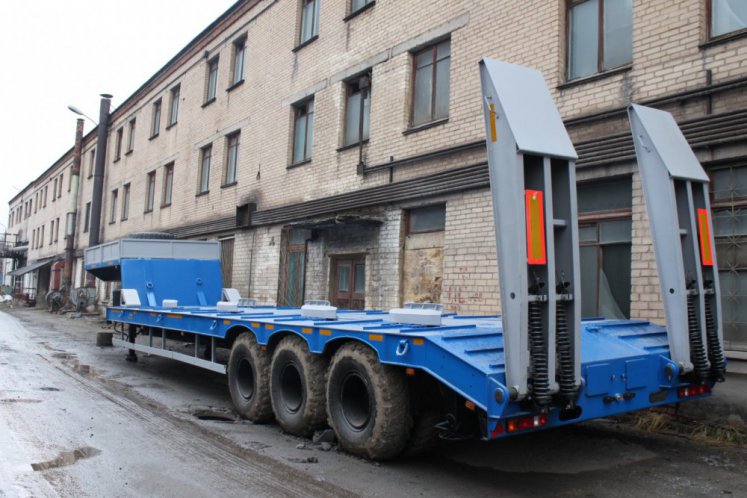 Полуприцеп-тяжеловоз ЧМЗАП 9990 по спецификации 072 М 0