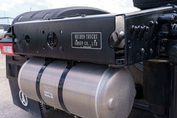 Седельный тягач BEIBEN 2648S 2