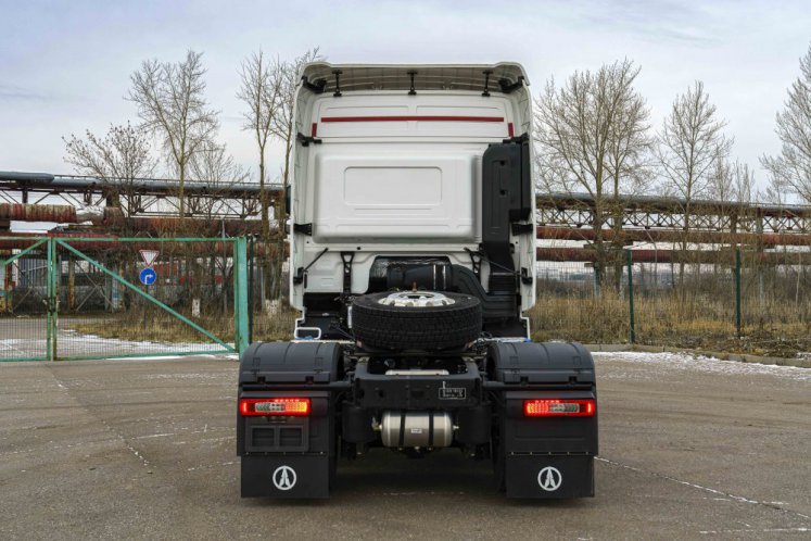 Седельный тягач BEIBEN 1848 5