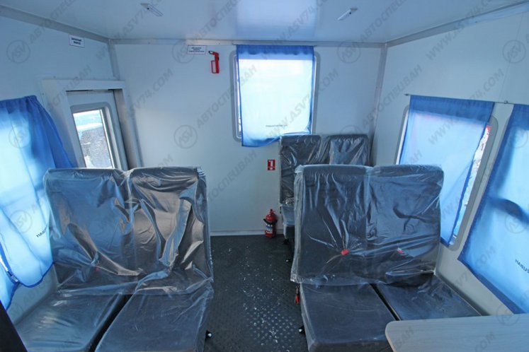 Вахтовый автобус с бортовой платформой и КМУ ИМ-55. КАМАЗ 43118-3027-50, 8 мест 9