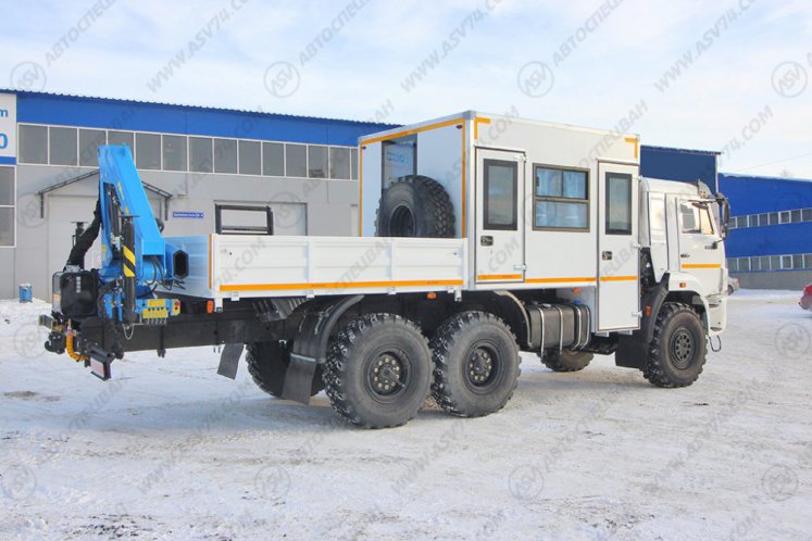 Вахтовый автобус с бортовой платформой и КМУ ИМ-55. КАМАЗ 43118-3027-50, 8 мест 3