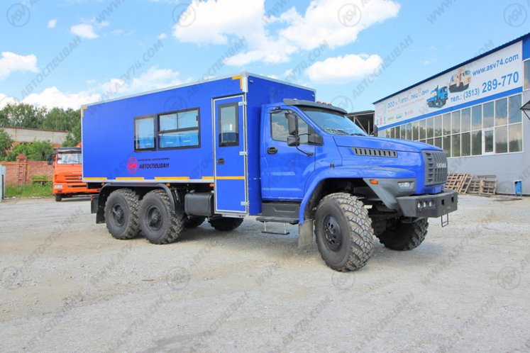 Вахтовый автобус с грузовым отсеком Урал NEXT4320-6952-72 (Е5) Г38, 16 мест 0