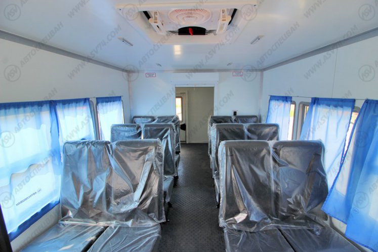 Вахтовый автобус с грузовым отсеком Урал NEXT4320-6952-72 (Е5) Г38, 16 мест 3