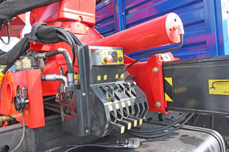 Бортовой автомобиль Урал 4320 NEXT (капотный) с КМУ ИМ-320 7