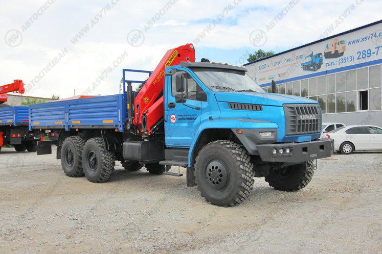 Бортовой автомобиль Урал 4320 NEXT (капотный) с КМУ Palfinger 18500 0