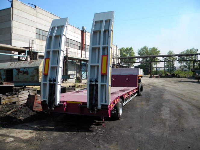 Низкорамный полуприцеп-тяжеловоз ЧМЗАП 93262 по спецификации 010 КП1 3