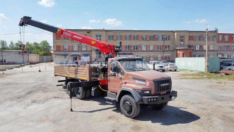 Бортовой автомобиль Урал 73945-6921-01 с КМУ FASSI F1556T (Тросовой) 3