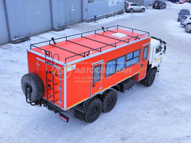 Вахтовый автобус Камаз 43118-3012-48, 20 мест с грузовым отсеком 4