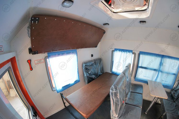 Вахтовый автобус с бортовой платформой и КМУ ИМ-95 КАМАЗ 43118-3027-50, 8 мест 4