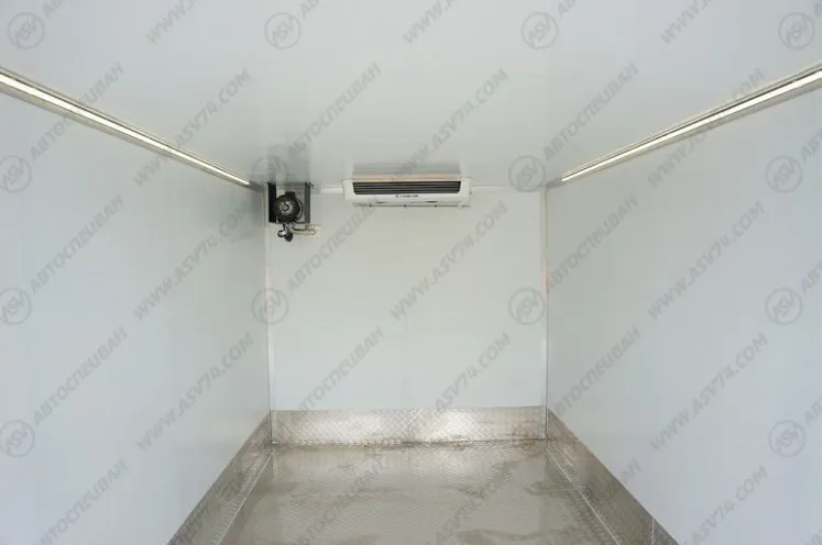 Изотермический фургон КАМАЗ 43118-3078-46 c ХОУ 4