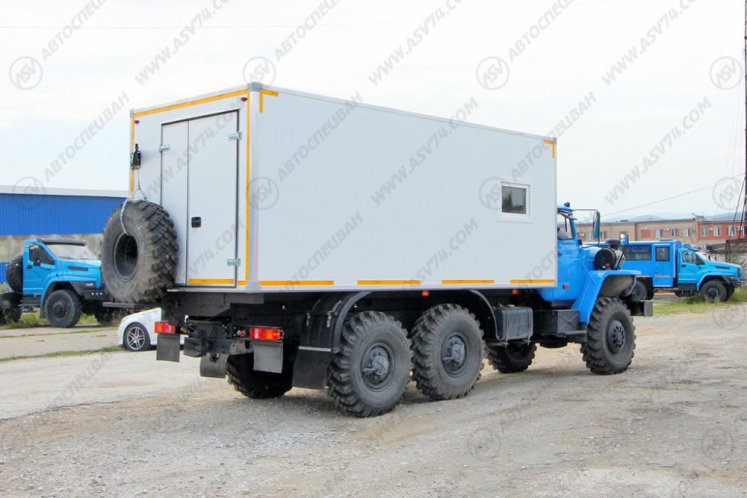 Транспортно-бытовой автомобиль ТБМ Урал 4320-1151-61 (Е5) 2