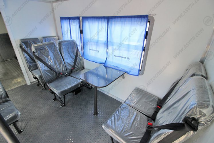 Вахтовый автобус с грузовым отсеком, Урал 4320-1912-72Е5, 8 мест 10