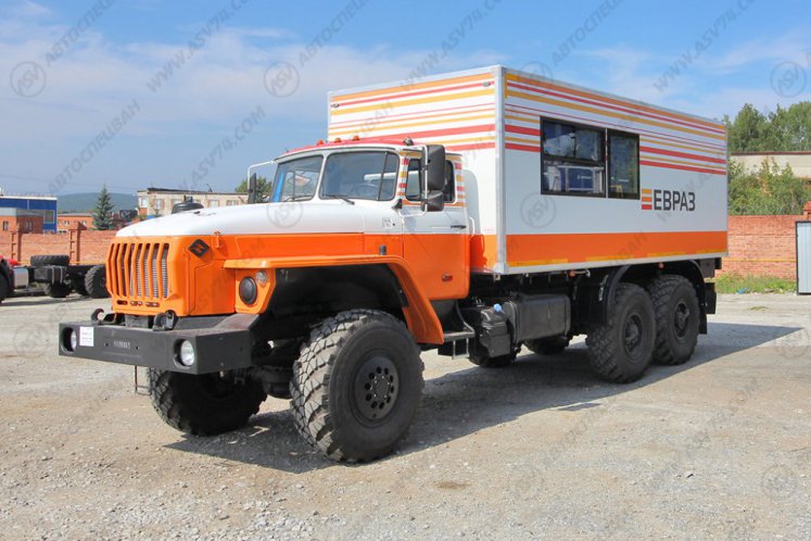 Вахтовый автобус с грузовым отсеком, Урал 4320-1912-72Е5, 8 мест 4