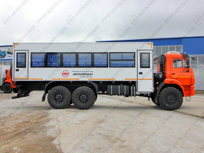 Вахтовый автобус КАМАЗ 43118-3027-50, 32 места 1