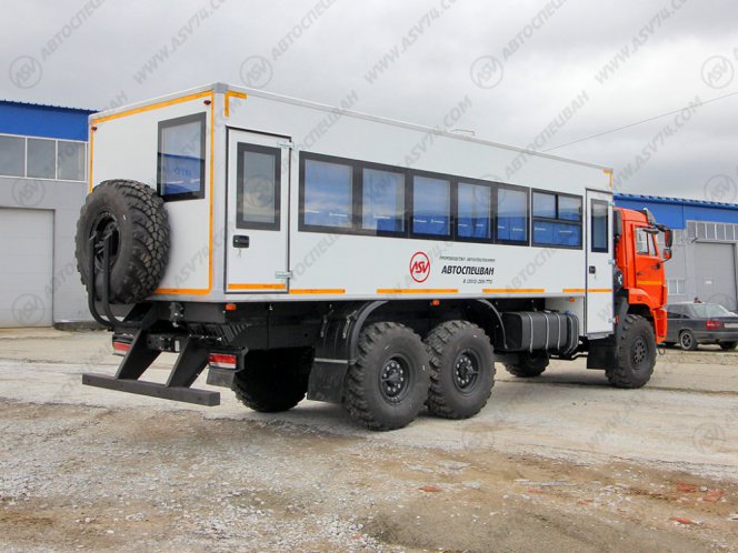 Вахтовый автобус КАМАЗ 43118-3027-50, 32 места 2