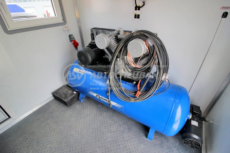 Агрегат для ремонта и обслуживания качалок АРОК УРАЛ NEXT 4320-6988-72(Е5) с КМУ ИМ-150N 6