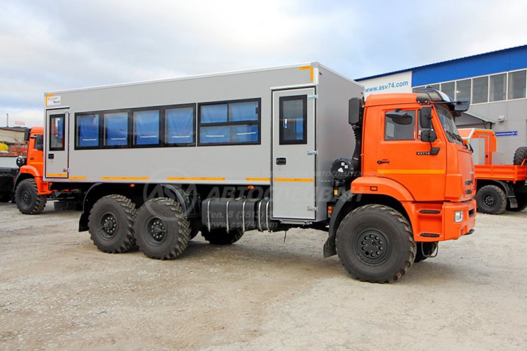Вахтовый автобус КАМАЗ 43118-3027-50, 28 мест LUXE 0