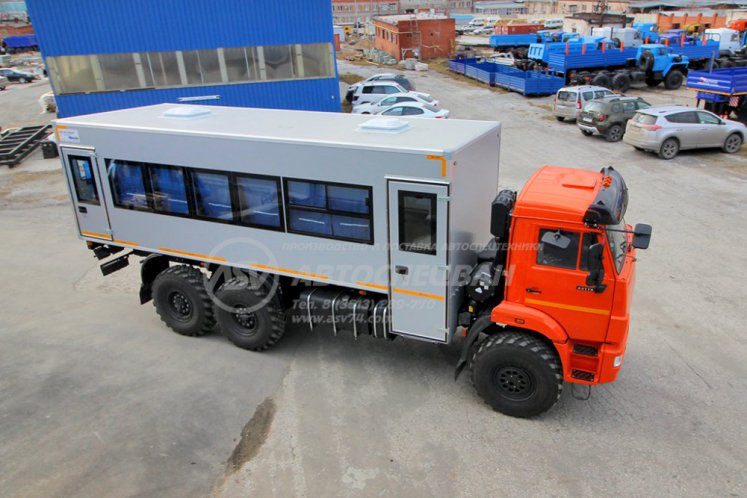 Вахтовый автобус КАМАЗ 43118-3027-50, 28 мест LUXE 4