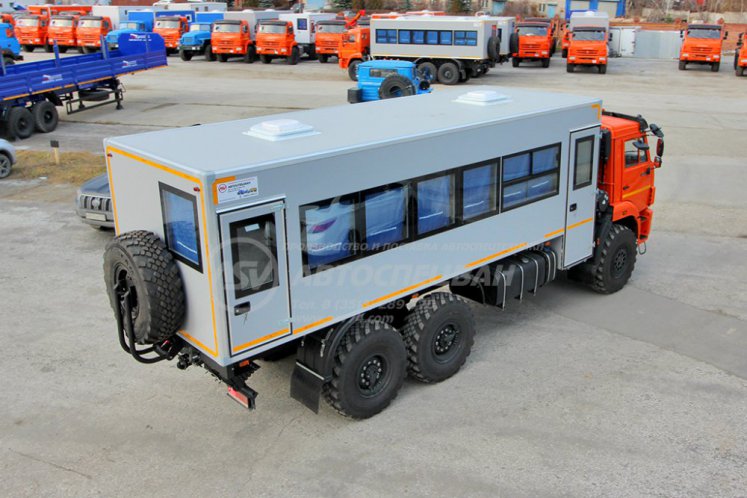 Вахтовый автобус КАМАЗ 43118-3027-50, 28 мест LUXE 6