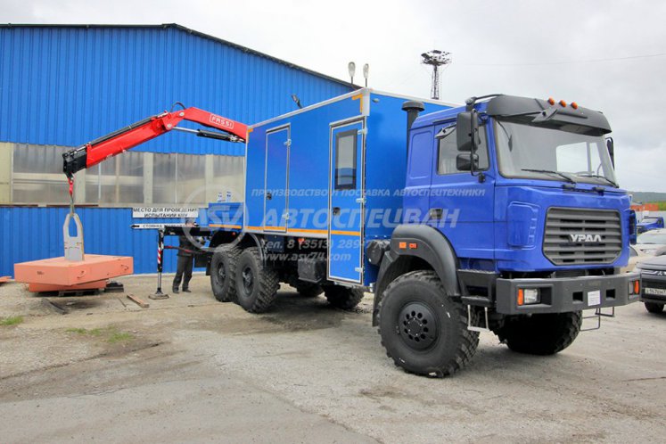 Агрегат для ремонта и обслуживания качалок АРОК УРАЛ 4320-4951-80 с КМУ Fassi F155A.0.22 2