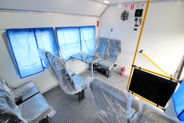 Вахтовый автобус 8 мест с бортовой платформой и КМУ Amco Veba 810/2S. КАМАЗ 43118-50 7