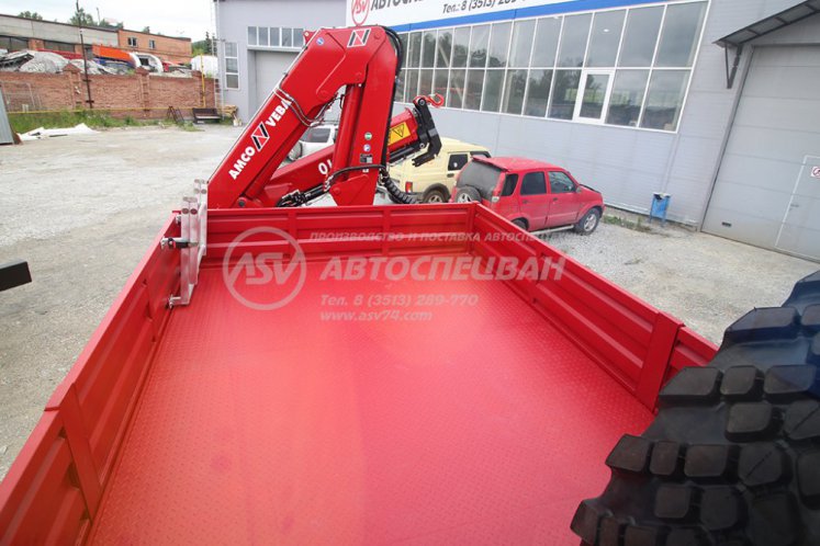 Вахтовый автобус 8 мест с бортовой платформой и КМУ Amco Veba 810/2S. КАМАЗ 43118-50 5
