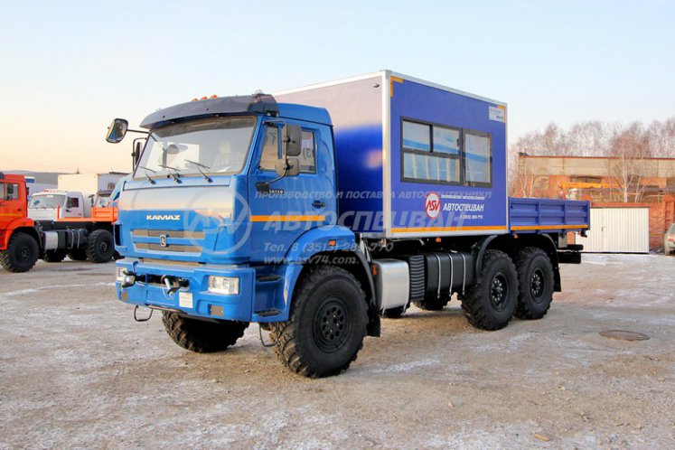 Вахтовый автобус с бортовой платформой КАМАЗ 43118-3027-50, 8 мест 1