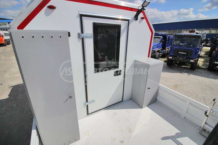 Агрегат ремонта и обслуживания качалок АРОК КАМАЗ 43118-50 с КМУ Ferrari 148A 6