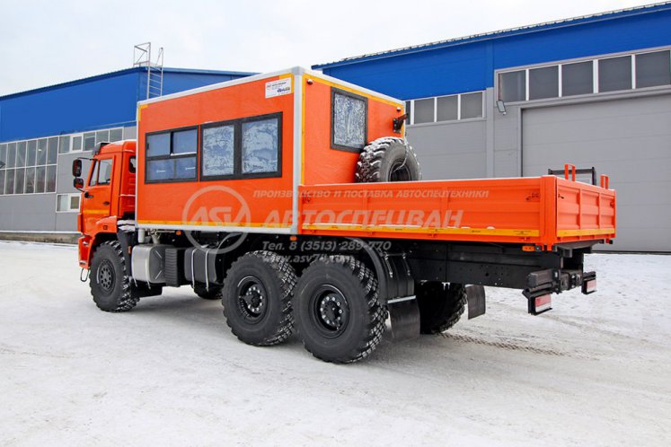 Вахтовый автобус с бортовой платформой КАМАЗ 43118-3027-50, 12 мест 9