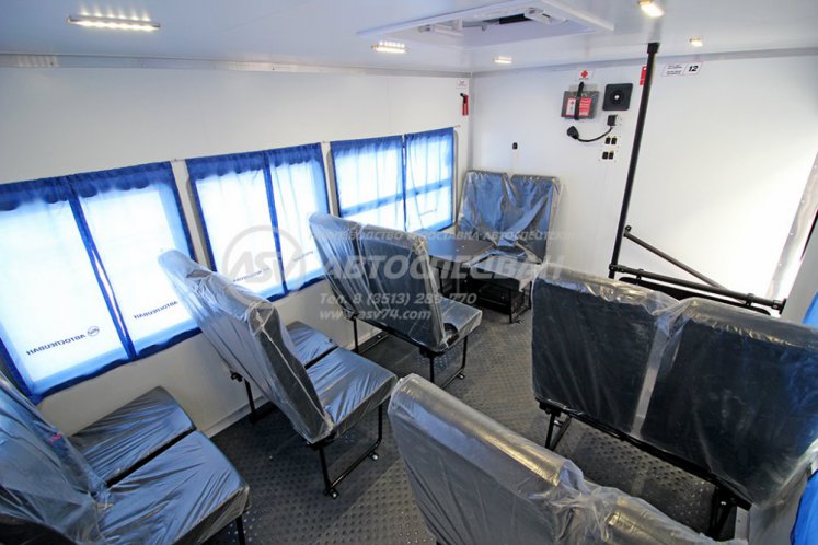 Вахтовый автобус с бортовой платформой КАМАЗ 43118-3027-50, 12 мест 11