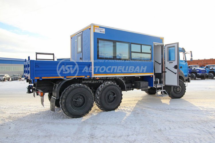 Вахтовый автобус Урал 4320-4971-80, 16 мест с грузовой платформой 4