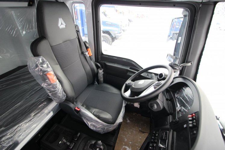 Седельный тягач SITRAK C7H 4×2 ZZ4186V361HE (ZZ4186V391HE) МКПП 8