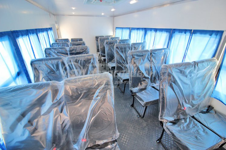 Вахтовый автобус Урал NEXT 4320-6952-72, 24 места. Грузовой отсек 8