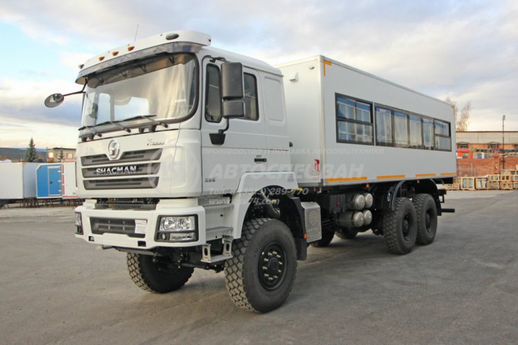 Вахтовый автобус Shacman F3000, 28 мест 1