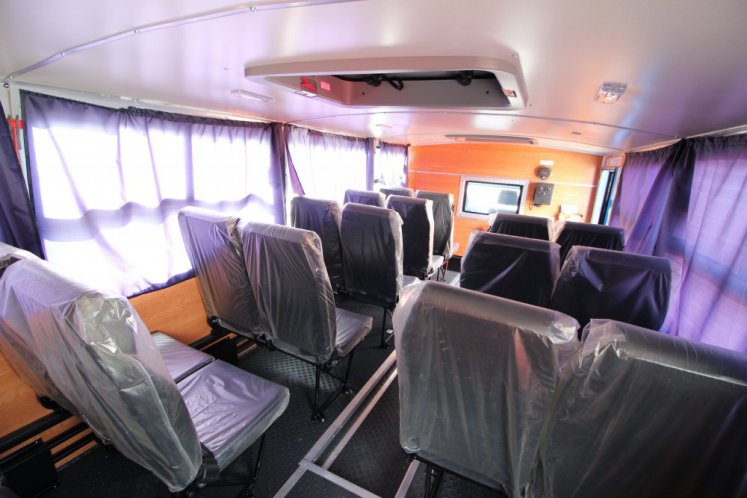 Вахтовый автобус Урал 32552-5013-71Е5, 20 мест 4