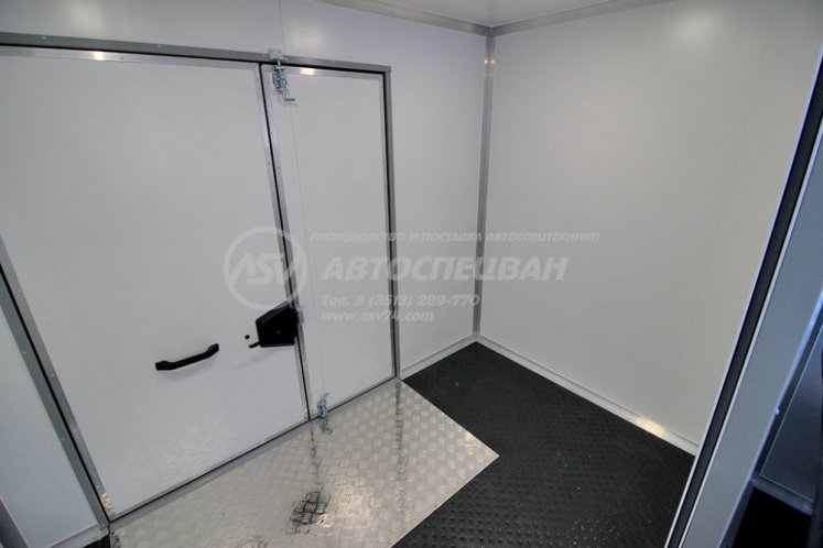 Вахтовый автобус Урал 4320-4971-80, 24 места с грузовым отсеком 10