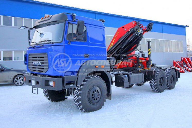 Тягач Урал 4320-4972-82 с КМУ ИМ-320-05 1