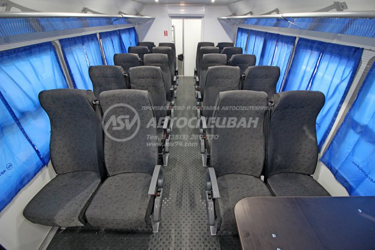 Вахтовый автобус КАМАЗ 43118-3027-50, 20 мест с грузовым отсеком 10