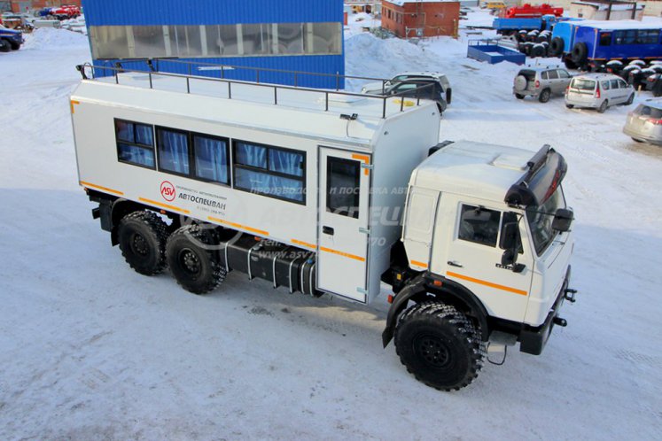 Вахтовый автобус КАМАЗ 43118-3027-50, 20 мест с грузовым отсеком 3